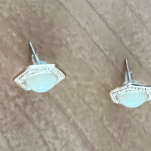 𝅺CHUNKY Style Necklace with Stud Earrings - Picture 7 of 7